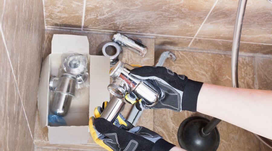Expert Emergency Roof Repairs services in Lincoln Park, MI